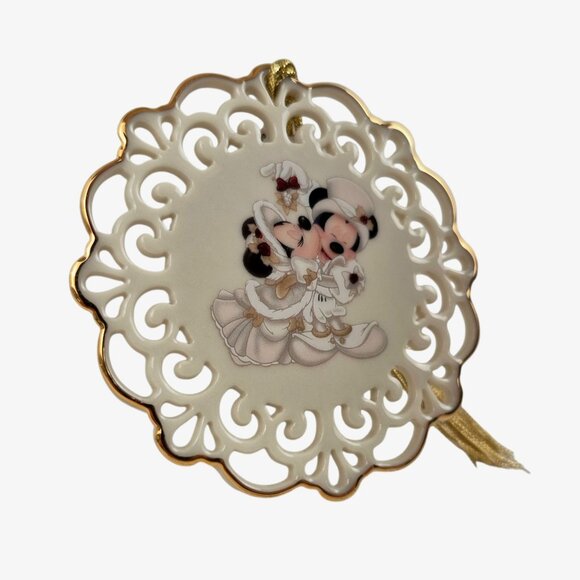 Walt Disney World Ornament A Mistletoe Kiss White Gold Trim Minnie Mickey NWT - Picture 7 of 10